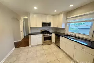 65 Oak St, Carteret, NJ 07008 - Photo 5