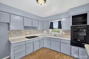 1755 Winfield St, Rahway, NJ 07065 - Photo 15