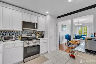 27 Hanna Lane, Old Bridge Township, NJ 08879 - Photo 13
