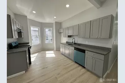 1109 W State Street, Trenton, NJ 08618 - Photo 13