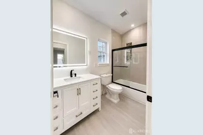10 Charles Street, Edison, NJ 08820 - Photo 17