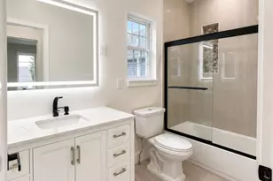 10 Charles St, Edison, NJ 08820 - Photo 17