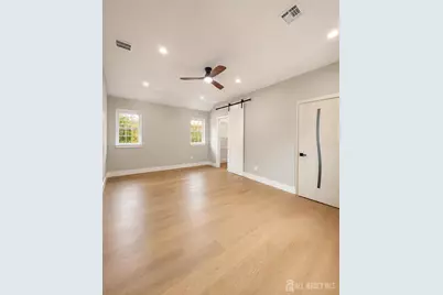 10 Charles Street, Edison, NJ 08820 - Photo 7