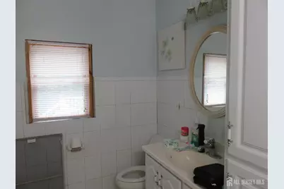 12 Tonlyn Place, Sewaren, NJ 07077 - Photo 3