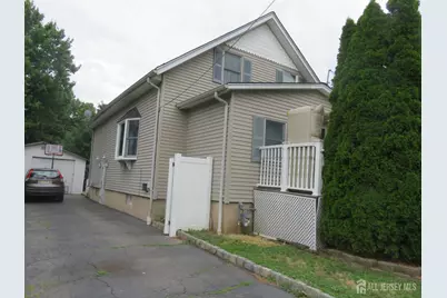 12 Tonlyn Place, Sewaren, NJ 07077 - Photo 1