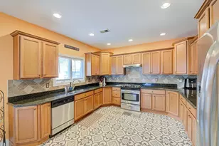 100 Trieste St, Iselin, NJ 08830 - Photo 11