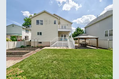 100 Trieste Street, Iselin, NJ 08830 - Photo 35