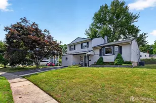 21 Sulliman Rd, Edison, NJ 08817 - Photo 3