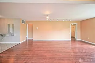 2A Bristol Ct, Monroe Township, NJ 08831 - Photo 11