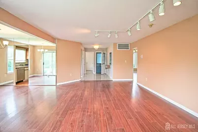 2-A Bristol Court, Monroe Township, NJ 08831 - Photo 5