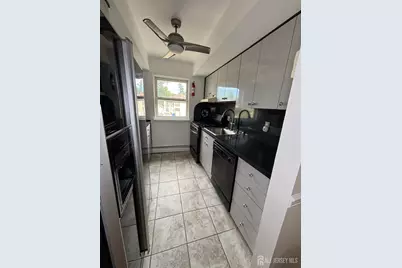 55-C0048 Gill Lane #48, Iselin, NJ 08839 - Photo 5
