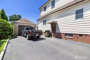 12 Linden St, Woodbridge Township, NJ 08863 - Photo 25