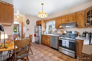 12 Linden St, Woodbridge Township, NJ 08863 - Photo 9