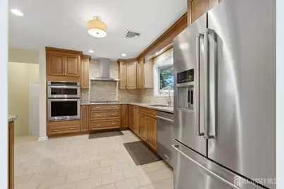 1520 Evelyn Avenue, North Brunswick Township, NJ 08902 - Photo 5