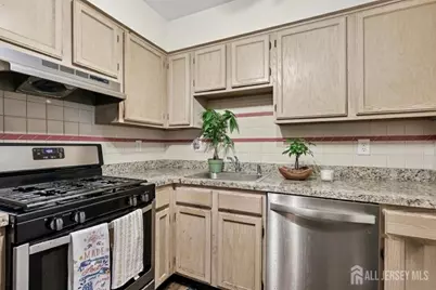 517 Waterford Drive, Edison, NJ 08817 - Photo 5