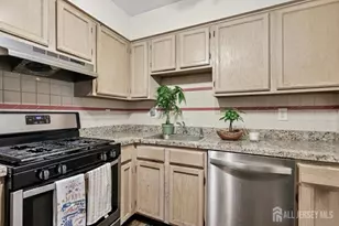517 Waterford Dr, Edison, NJ 08817 - Photo 5