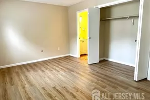 242 Marblehead Ln, Monroe Township, NJ 08831 - Photo 13