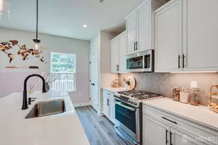 220 Anchor Wy, Aberdeen Township, NJ 07721 - Photo 27