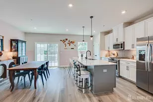 220 Anchor Wy, Aberdeen Township, NJ 07721 - Photo 19