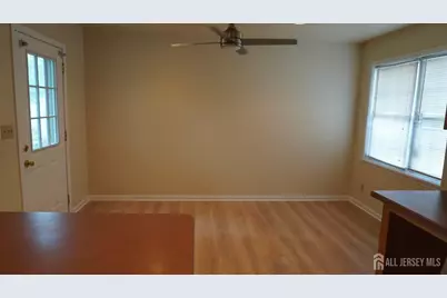 74 Warner Street, Fords, NJ 08863 - Photo 5