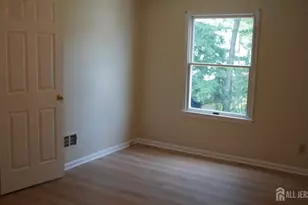 74 Warner St, Fords, NJ 08863 - Photo 9