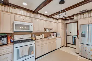 40 Winding Rd, Iselin, NJ 08830 - Photo 15