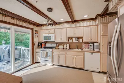 40 Winding Road, Iselin, NJ 08830 - Photo 17