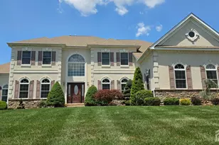 11 Angelo Ct, Monroe Township, NJ 08831 - Photo 1