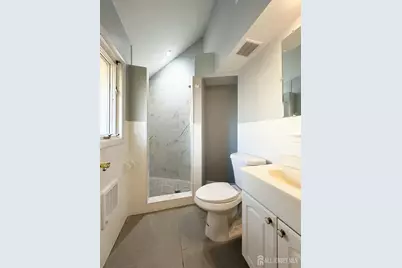 122 Vineyard Road, Edison, NJ 08817 - Photo 13