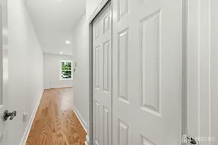 9 Melborn Dr, Monroe Township, NJ 08831 - Photo 25