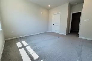 907 Greenland Square, Highland Park, NJ 08904 - Photo 23