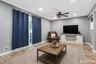 12 Anderson Ct, East Brunswick Township, NJ 08816 - Photo 9