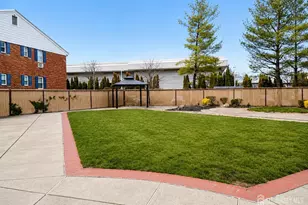 24 Woodedge Ave, Edison, NJ 08817 - Photo 15