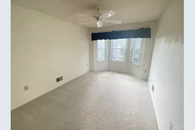 31 Dartmouth Way, North Brunswick Township, NJ 08901 - Photo 7