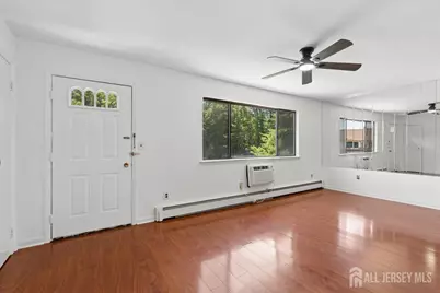 816 Cricket Lane, Woodbridge Township, NJ 07095 - Photo 11