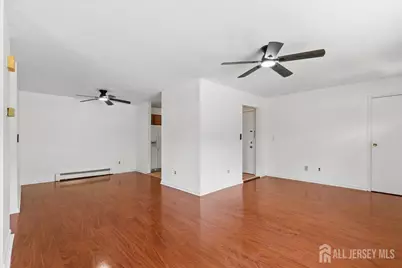 816 Cricket Lane, Woodbridge Township, NJ 07095 - Photo 13