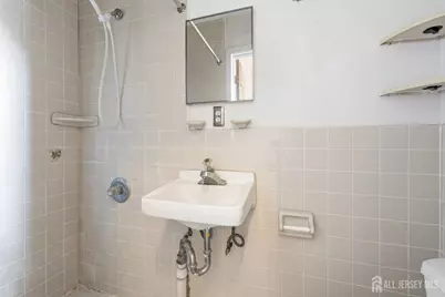 703 Merrywood Drive, Edison, NJ 08817 - Photo 5