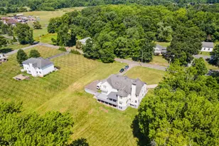 266 Fresh Ponds Rd, South Brunswick Township, NJ 08831 - Photo 5