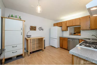 62 Secretariat Court, Tinton Falls, NJ 07724 - Photo 9