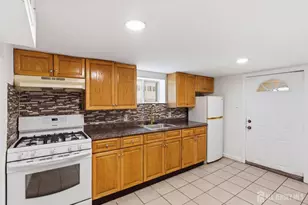 1 Park Pl, North Brunswick Township, NJ 08902 - Photo 21