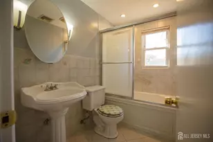 373 Hyatt St, Avenel, NJ 07001 - Photo 15