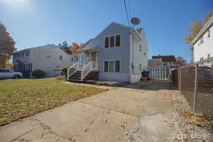 373 Hyatt St, Avenel, NJ 07001 - Photo 3