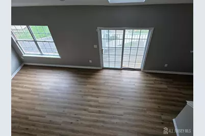 14 Central Square Park, Metuchen, NJ 08840 - Photo 17