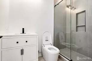 1684 Frank St, Edison, NJ 08820 - Photo 31