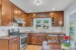 402 Ryders Ln, East Brunswick Township, NJ 08816 - Photo 17