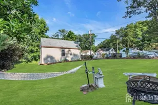 402 Ryders Ln, East Brunswick Township, NJ 08816 - Photo 19