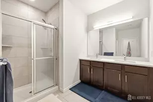 147 Lorhan Dr, Piscataway Township, NJ 08854 - Photo 17