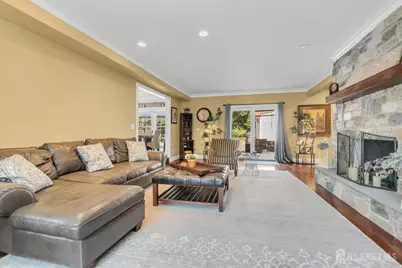 559 Colonia Boulevard, Colonia, NJ 07067 - Photo 15