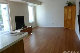 408 Hawkshead Way, Franklin Township, NJ 08873 - Photo 7