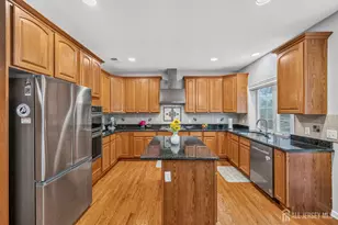 15 McGinnis St, East Brunswick Township, NJ 08816 - Photo 23